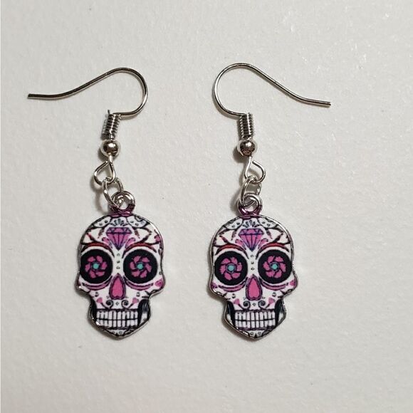 Handmade Halloween Day of the Dead skull earrings - Picture 1 of 2